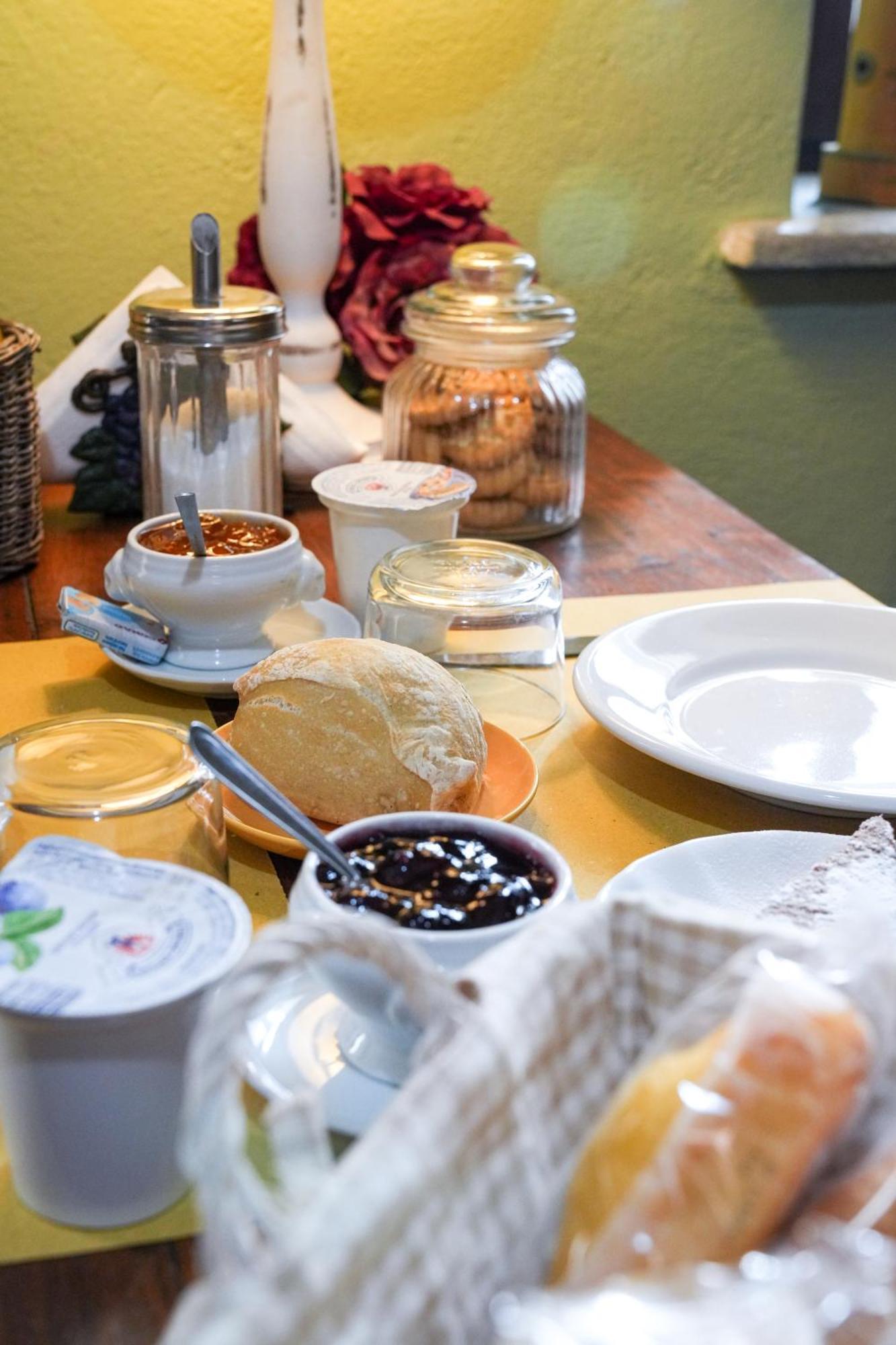 La Curandera Bed & Breakfast Rosta Exterior foto